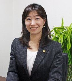 井川 慶子弁護士